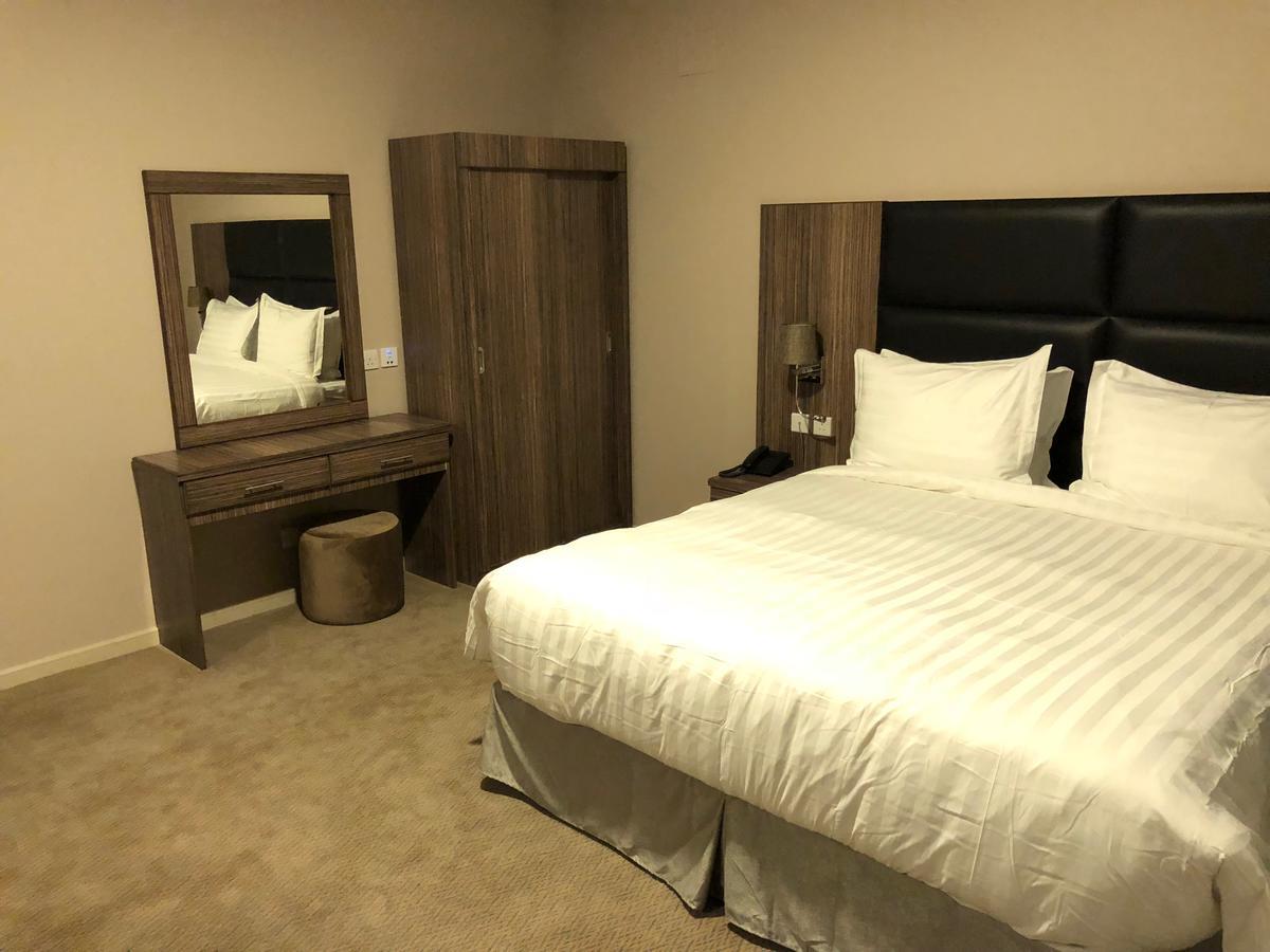 Loren Suites Джедда Экстерьер фото